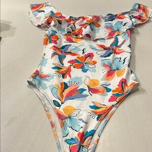 Floral off shoulder stretchy bodysuit